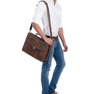 Business Lederumhängetasche braun Herren