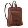Damenrucksack Leder braun aus der schrägen Frontalperspektive