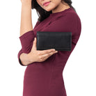 schwarze langbrieftasche