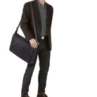 Dunkelbraune Schultertasche Herren