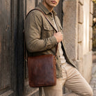 Umhängetasche Herren echtes Leder cognac